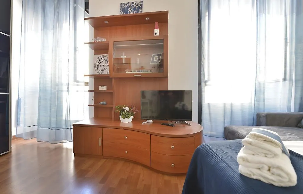 Lecco Apartment Milan 0*,
